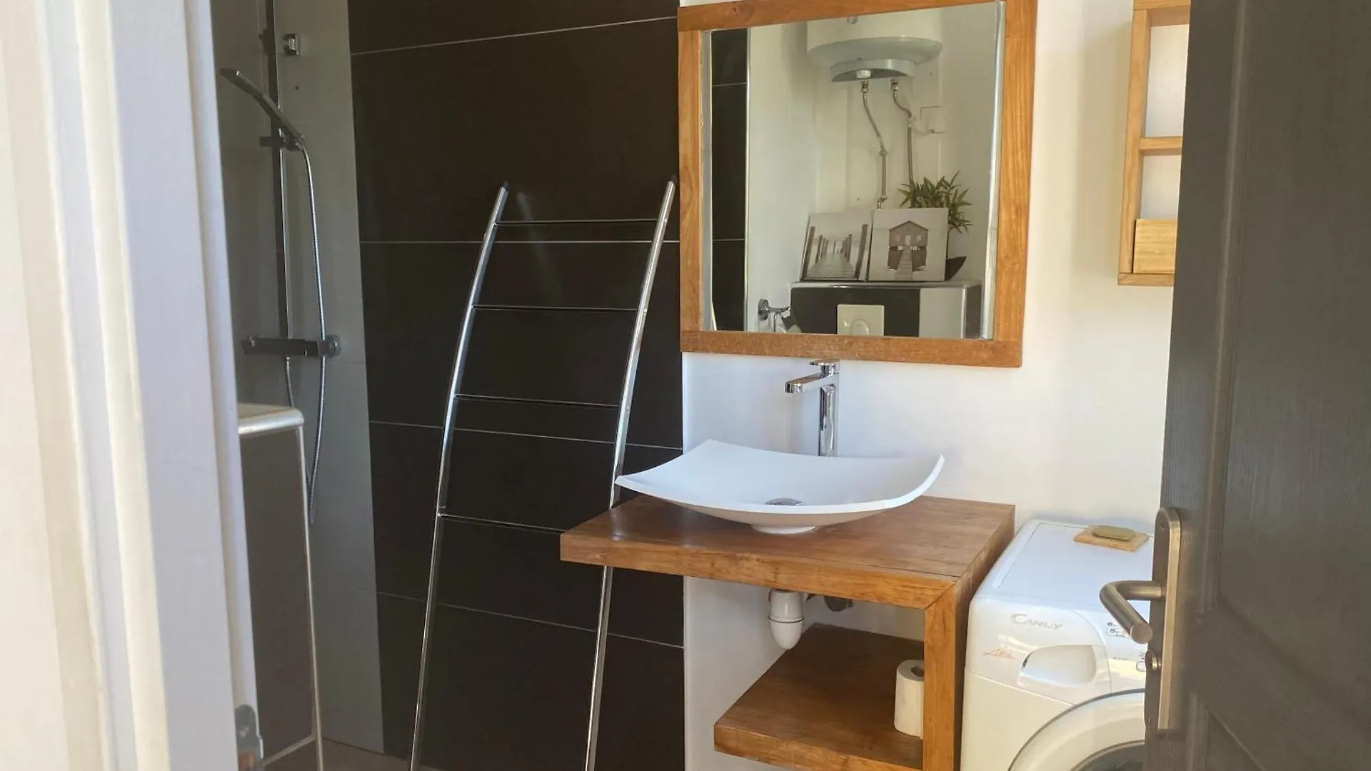 Apartment Detente A Lorgues Avec Piscine Privee France